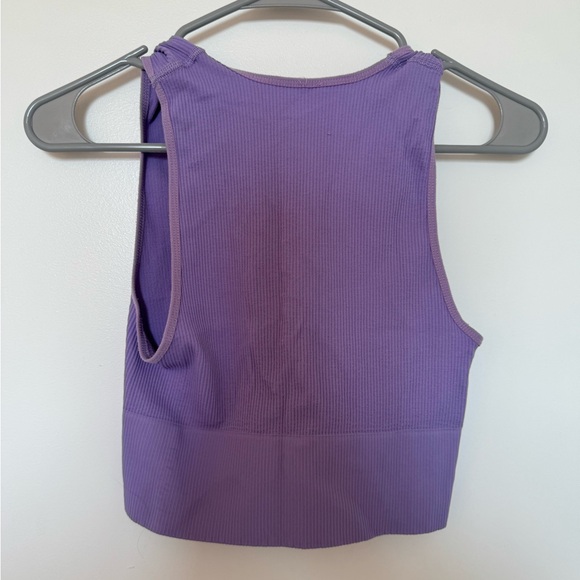 Urban crop top - Picture 2 of 3